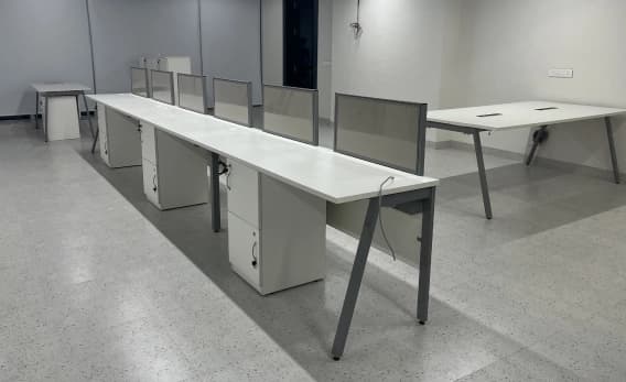 Stars N Stripes metal leg workstations Mumbai